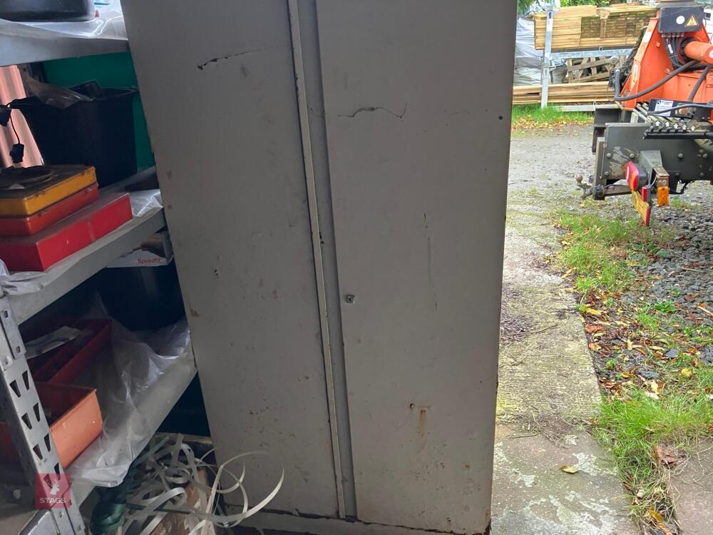 6' X 3' X 18'' METAL CABINET