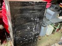 4 DRAW METAL FILING CABINET - 4