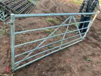 9' HD GALVANISED YARD GATE (3) - 2