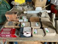 LARGE QTY OF MIXED WOOD SCREWS