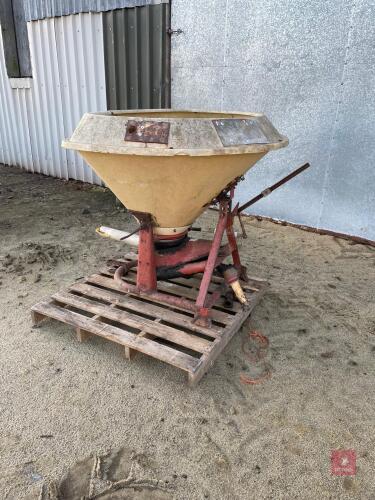 WAGTAIL FERTILISER SPREADER