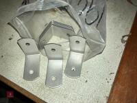 BAG OF SS CORNER BRACKETS