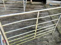 2 X 4' GALVANISED SHEEP HURDLES - 6