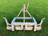 ACRE GALVANISED YARD SCRAPPER - 11