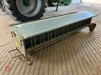 IAE 8' GALVANISED SHEEP CREEP FEEDER (1) - 3