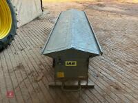 IAE 8' GALVANISED SHEEP CREEP FEEDER (2) - 2