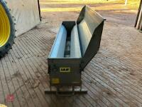 IAE 8' GALVANISED SHEEP CREEP FEEDER (2) - 14