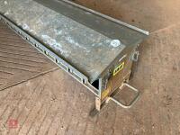 IAE 8' GALVANISED SHEEP CREEP FEEDER (5) - 11