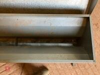 IAE 8' GALVANISED SHEEP CREEP FEEDER (5) - 17