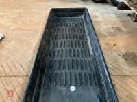 3M X 1M CATTLE FOOTBATH (10) - 9