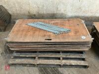 20 X 5' SHEARWELL LAMBING BOARDS (15)