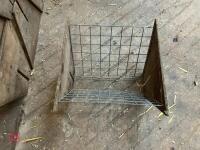 10 X SHEARWELL HOOK-OVER HAY RACKS (18) - 9