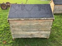 4' X 3' 3'' DOG KENNEL (3) - 3