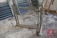 GALV SHEEP RACE SHEDDING GATE - 7