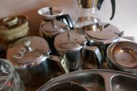 LARGE QTY OF STAINLESS STEEL KITCHENWARE - 13