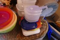 LARGE QTY OF TUPPERWARE ETC - 4