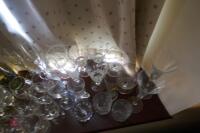 LARGE QTY OF GLASSWARE - 7