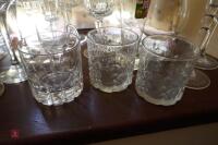 LARGE QTY OF GLASSWARE - 12