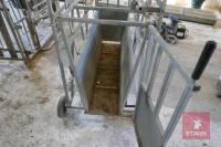 BATEMAN MOBILE LAMB WEIGH CRATE - 7