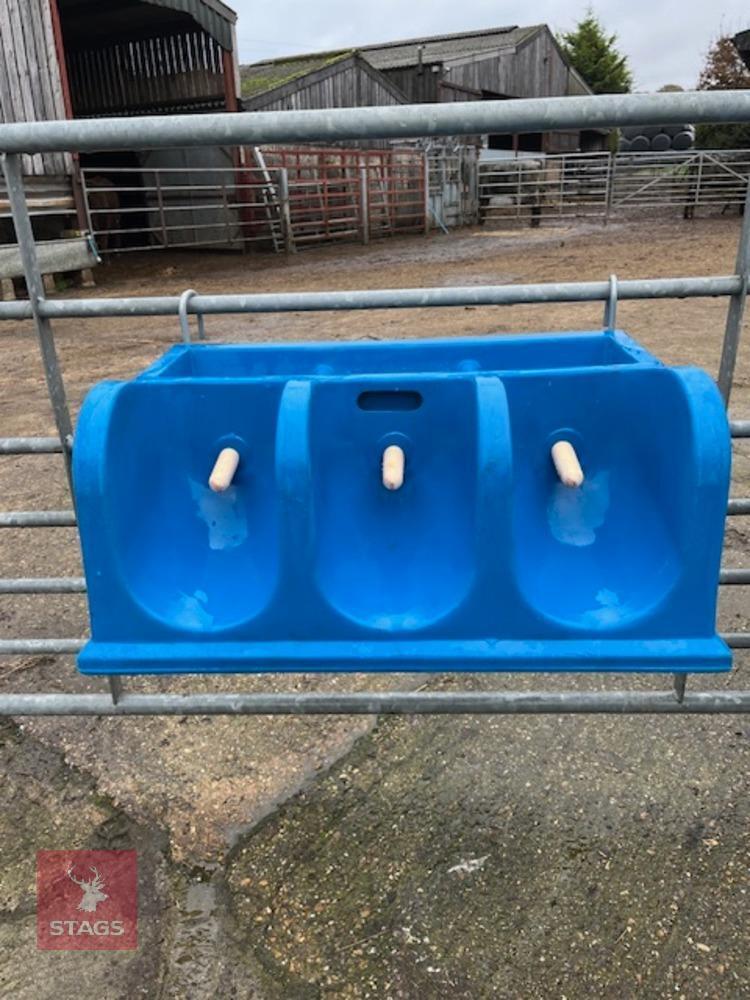 WYDALE 3 TEAT CALF FEEDER