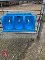 WYDALE 3 TEAT CALF FEEDER