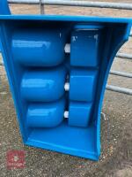 WYDALE 3 TEAT CALF FEEDER - 3