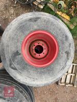 PAIR OF FAT BOY TYRES & STUB AXLES - 2