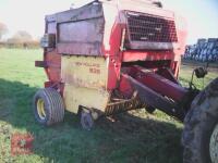 NEW HOLLAND 835 BALER (S/R) - 2