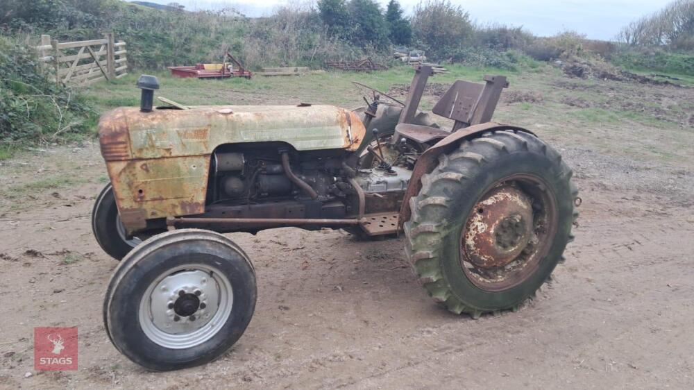 DAVID BROWN 780 2WD TRACTOR