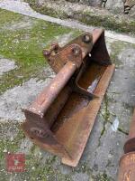 CASE ST 590 HYDRAULIC FRONT QUICK HITCH - 10