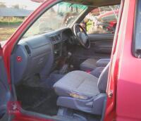 2000 TOYOTA HILUX 2.4 DIESEL - 10