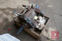 JCB RECONDITIONED TORQUE GEARBOX - 4