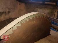 HEAVY DUTY SAW BENCH - 7