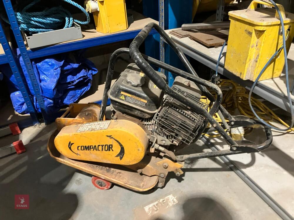 COMPACTOR WACKER PLATE