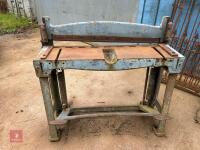 LARGE STAND CUT METAL GUILLOTINE - 5