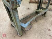 LARGE STAND CUT METAL GUILLOTINE - 9