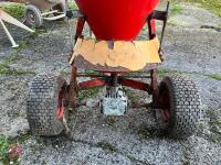 2010 TRAILED AGREX SP150 FERT SPREADER - 7