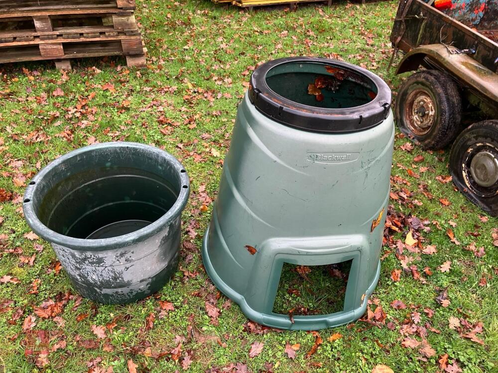 COMPOST BIN & LRG PLASTIC PLANTER