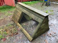 4' 6'' POULTRY HOUSE - 4