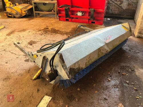 SUTON GALVANISED 7'6'' BUCKET BRUSH