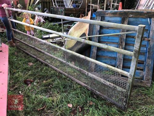 HALF MESHED HEAVY DUTY YARD GATE