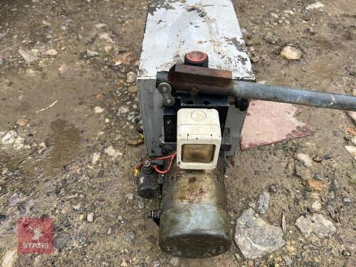 IFOR WILLIAMS TIPPING TRAILER PUMP