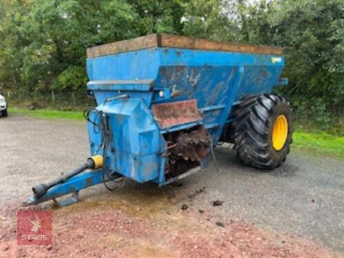 2004 WEST 2000GAL DUAL SPREADER