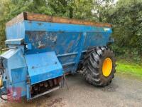 2004 WEST 2000GAL DUAL SPREADER - 2