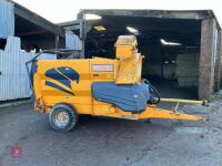 2005 LUCAS G CASTOR 30 R UC TRAILED