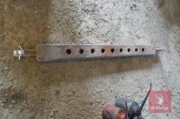 TRACTOR 9 HOLE DRAWBAR