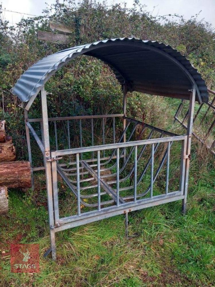 COVERED GALVANISED ROUND BALE FEEDER