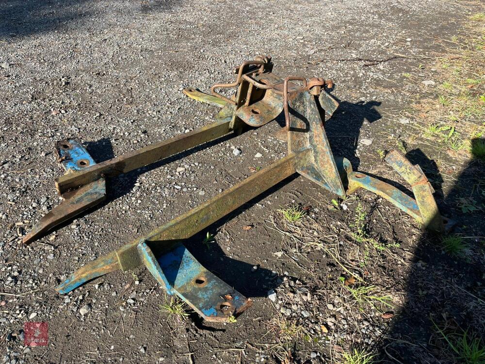 PAIR OF FORD LOADER BRACKETS