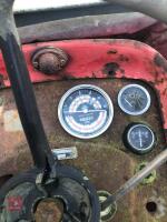 1970 MASSEY FERGUSON 165 2WD TRACTOR(S/R - 4