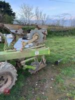 2004 DOWDESWELL DP140 5F REV PLOUGH - 4